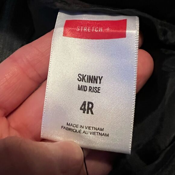 NWT! Express mid rise skinny dress pants. Size 4 - Picture 5 of 13